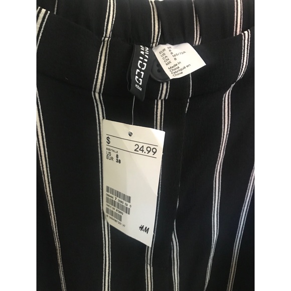H&M Divided NWT black&white striped wide leg pant - Picture 4 of 4